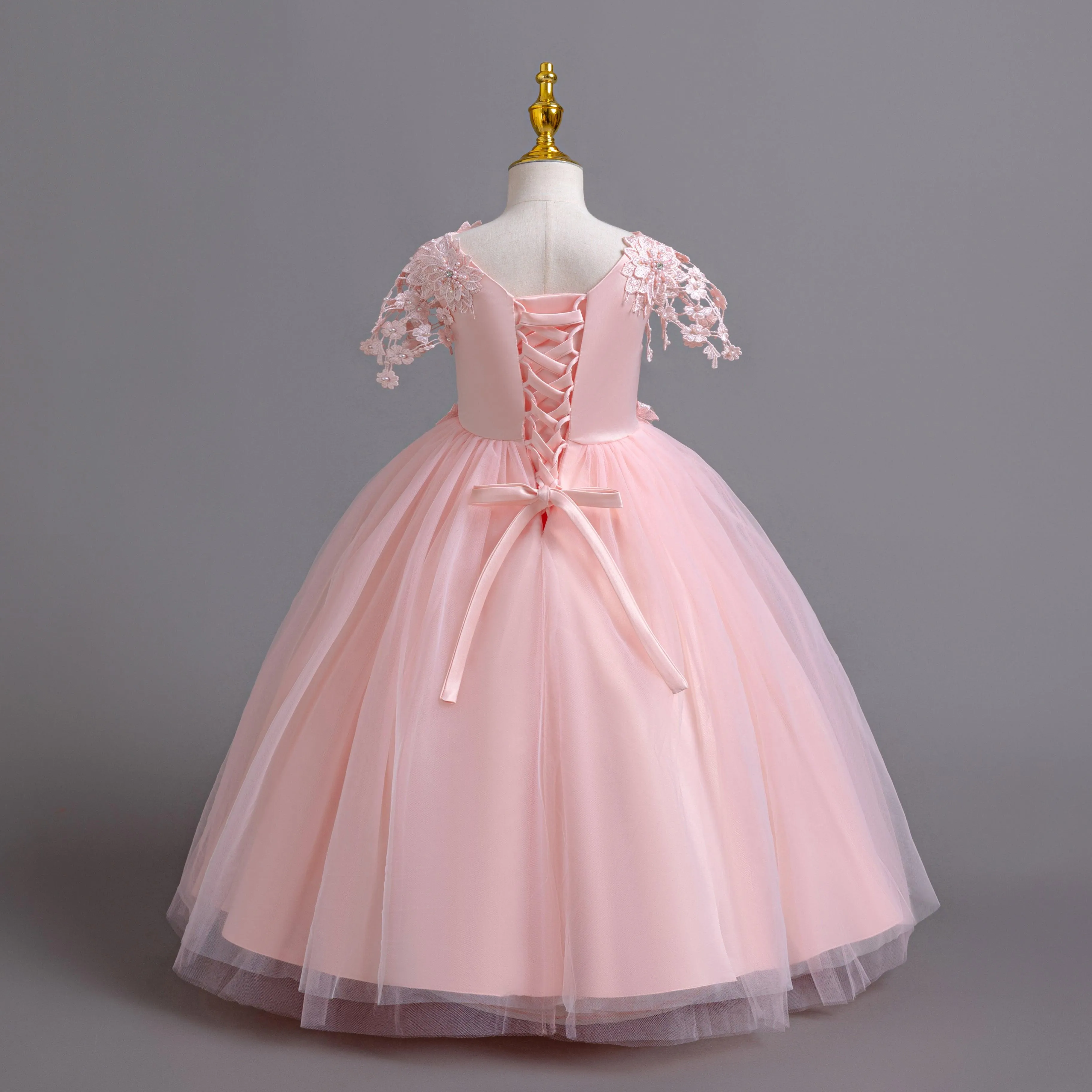 Children's embroidered fashion dress