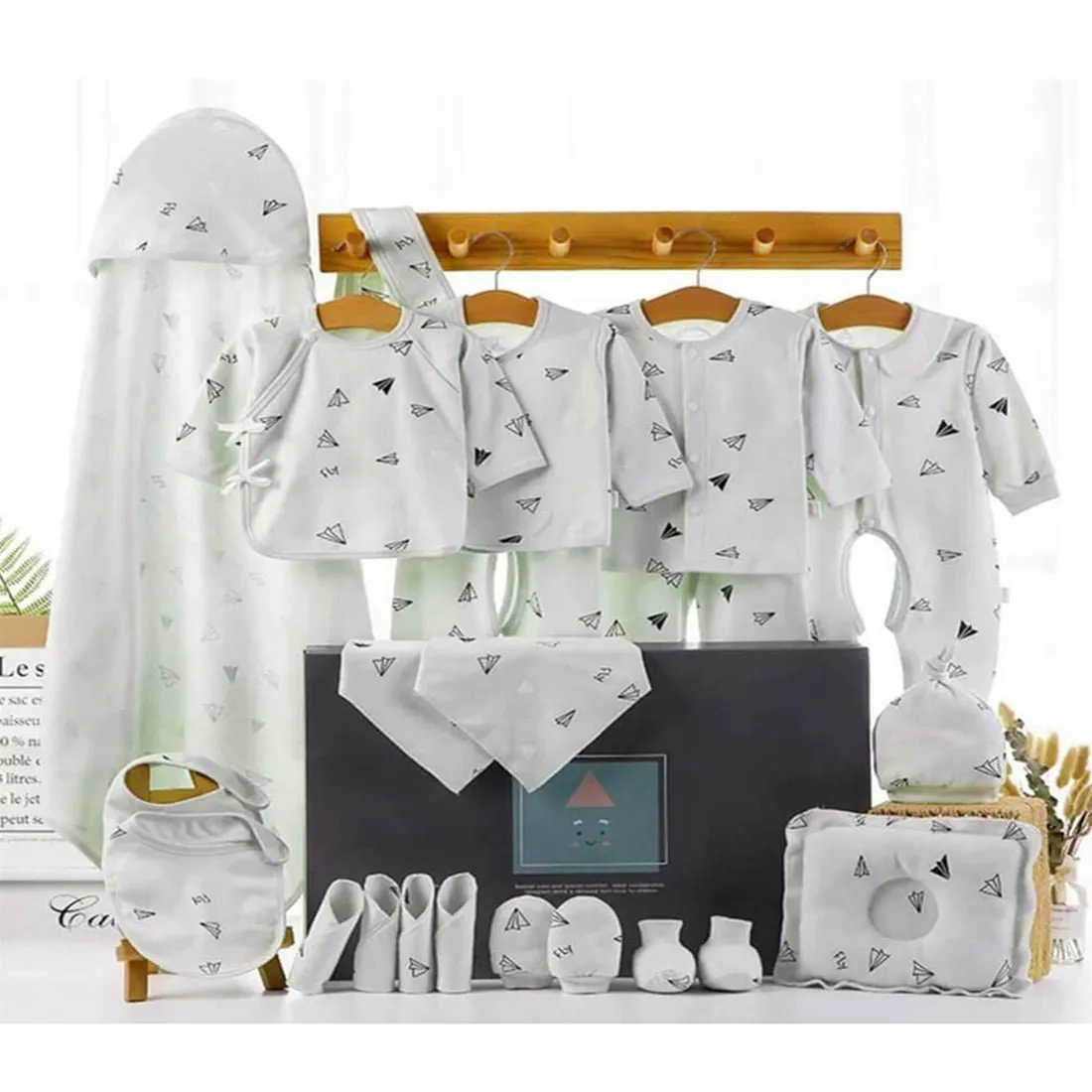 Little Surprise Box Newborn Baby Boy/Baby Girl 21pcs Gift Box